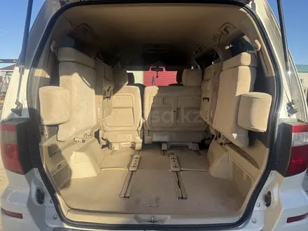 Toyota Alphard 2004 года за 6 000 000 тг. в Атырау – фото 8