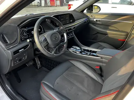 Hyundai Sonata 2020 года за 10 000 000 тг. в Актау – фото 7