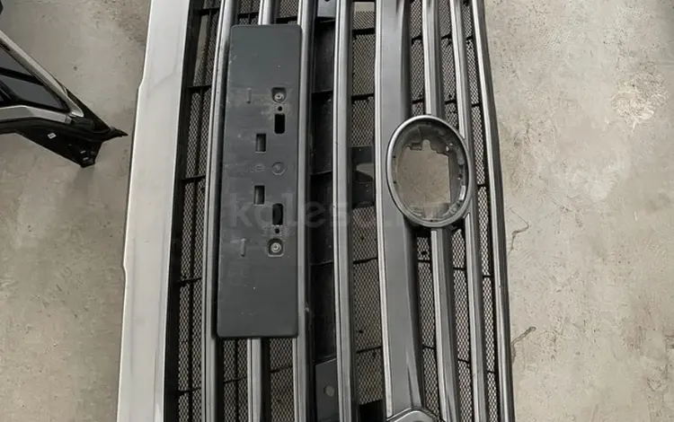 Решетка радиатора на Lexus LX570үшін280 000 тг. в Караганда