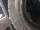 Комплект зимней резины б/у Maxxis Victra Snow Sun 235/55/R17for49 000 тг. в Темиртау – фото 3