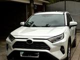 Toyota RAV4 2021 годаүшін15 500 000 тг. в Алматы
