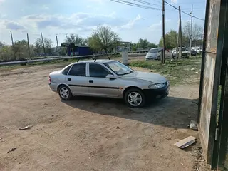 Opel Vectra, 1997