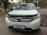Toyota Highlander 2013 года за 16 500 000 тг. в Алматы