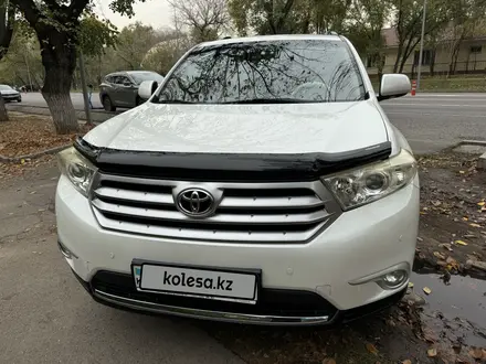 Toyota Highlander 2013 года за 16 500 000 тг. в Алматы