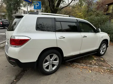 Toyota Highlander 2013 года за 16 500 000 тг. в Алматы – фото 3