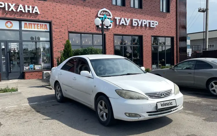 Toyota Camry 2004 годаfor3 000 000 тг. в Алматы