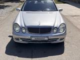 Mercedes-Benz E 320 2002 года за 5 500 000 тг. в Шымкент – фото 2