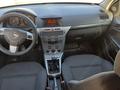 Opel Astra 2011 года за 3 000 000 тг. в Актобе – фото 10