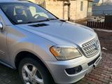 Mercedes-Benz ML 350 2007 года за 7 800 000 тг. в Караганда – фото 3