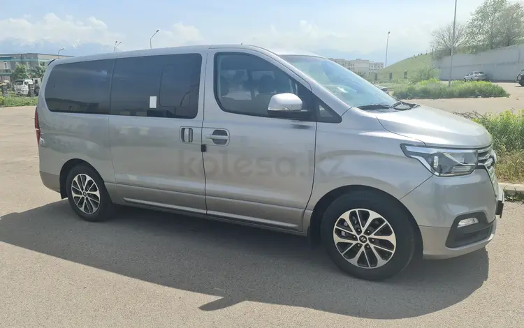 Hyundai Starex 2019 года за 18 000 000 тг. в Алматы