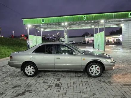 Toyota Camry 1997 года за 4 300 000 тг. в Алматы – фото 3