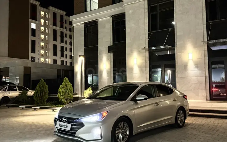 Hyundai Elantra 2019 года за 8 200 000 тг. в Актау