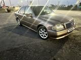 Mercedes-Benz C 200 1993 годаүшін1 800 000 тг. в Атбасар – фото 4