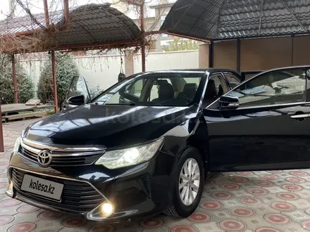 Toyota Camry 2015 года за 5 100 000 тг. в Тараз – фото 2