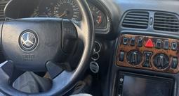 Mercedes-Benz CLK 230 1998 года за 3 200 000 тг. в Усть-Каменогорск – фото 4