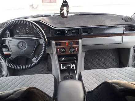 Mercedes-Benz E 230 1989 года за 1 700 000 тг. в Мерке – фото 12