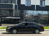 Toyota Camry 2013 годаүшін9 800 000 тг. в Усть-Каменогорск – фото 2