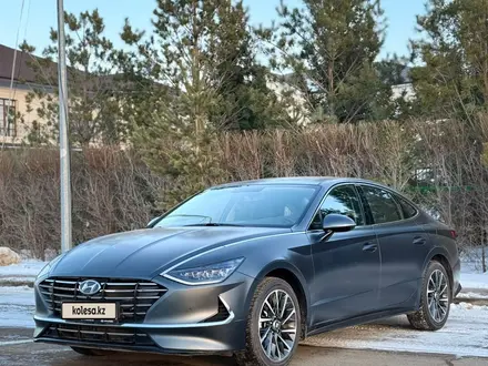 Hyundai Sonata 2023 года за 13 200 000 тг. в Астана – фото 2