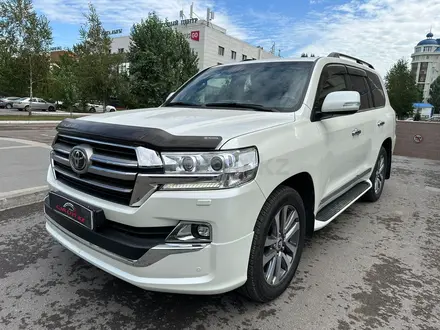 Toyota Land Cruiser 2019 года за 43 500 000 тг. в Астана