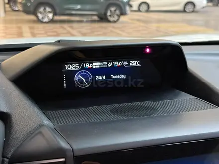 Subaru Forester 2023 года за 14 190 000 тг. в Алматы – фото 17