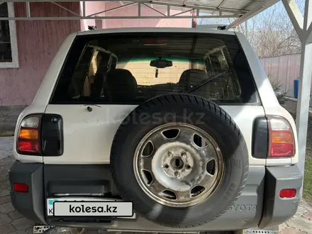 Toyota RAV4 1995 года за 2 000 000 тг. в Алматы – фото 18