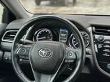 Toyota Camry 2020 года за 13 000 000 тг. в Актобе – фото 5