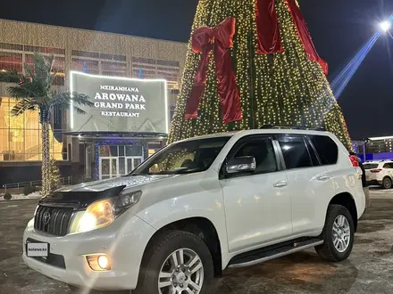 Toyota Land Cruiser Prado 2010 года за 15 500 000 тг. в Актобе