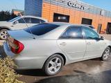 Toyota Camry 2002 года за 5 500 000 тг. в Актобе – фото 4