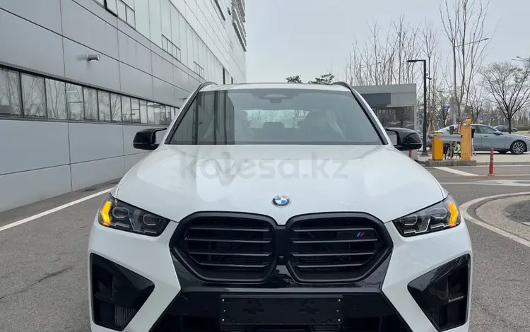 BMW X5 M 2024 года за 61 800 000 тг. в Алматы