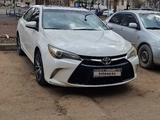 Toyota Camry 2015 года за 8 200 000 тг. в Уральск – фото 5