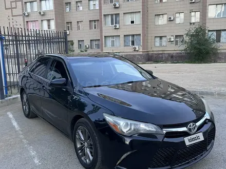 Toyota Camry 2015 года за 6 100 000 тг. в Жанаозен – фото 4