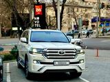 Toyota Land Cruiser 2016 года за 35 550 000 тг. в Тараз