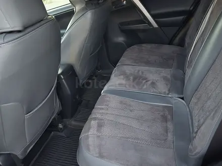 Toyota RAV4 2018 года за 8 800 000 тг. в Актау – фото 10