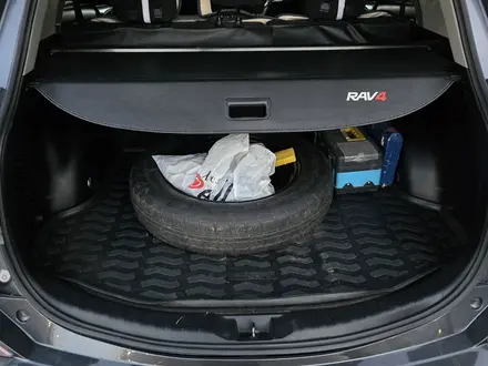 Toyota RAV4 2018 года за 8 800 000 тг. в Актау – фото 13