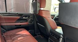 Lexus LX 570 2018 года за 42 500 000 тг. в Алматы – фото 5