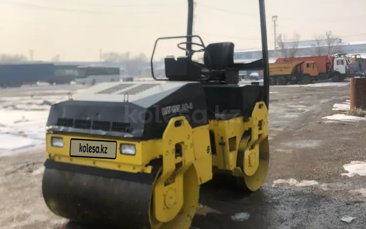 Bomag 2003 года за 8 000 000 тг. в Шымкент