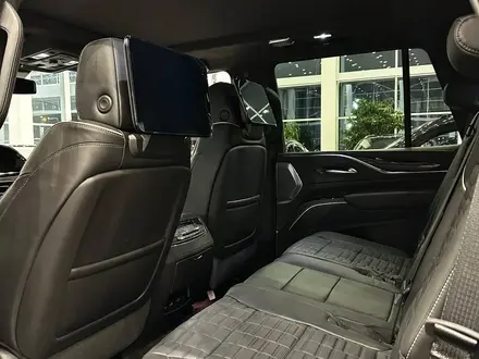 Cadillac Escalade Sport Platinum 2023 года за 89 000 000 тг. в Астана – фото 4