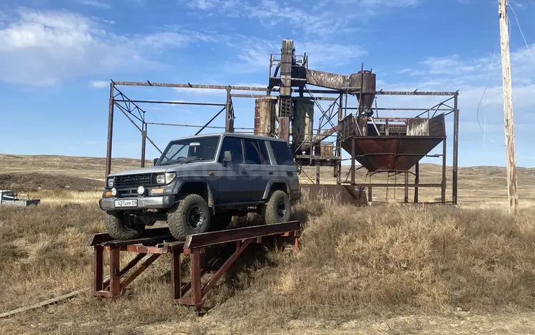 Toyota Land Cruiser Prado 1991 года за 3 900 000 тг. в Жезказган