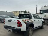 Toyota Hilux 2025 года за 31 700 000 тг. в Астана – фото 3