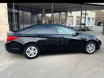 Hyundai Sonata 2010 года за 5 000 000 тг. в Астана – фото 13