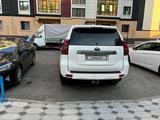 Toyota Land Cruiser Prado 2021 годаfor22 000 000 тг. в Атырау – фото 2