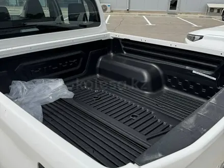 Toyota Hilux Comfort 2026 года за 26 890 000 тг. в Уральск – фото 5