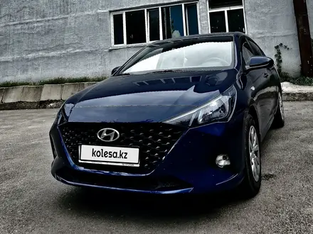 Hyundai Accent 2023 года за 10 000 000 тг. в Алматы