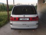 Volkswagen Sharan 2001 годаүшін2 300 000 тг. в Шымкент – фото 5