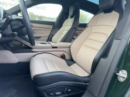 Porsche Taycan 2024 года за 57 000 000 тг. в Алматы – фото 21