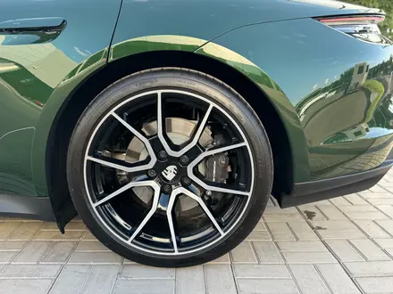 Porsche Taycan 2024 года за 57 000 000 тг. в Алматы – фото 13