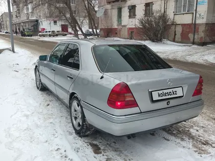 Mercedes-Benz C 280 1996 года за 2 500 000 тг. в Павлодар – фото 4