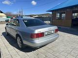 Audi A8 1995 года за 3 000 000 тг. в Щучинск – фото 4