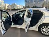 Toyota Camry 2018 года за 13 100 000 тг. в Астана – фото 4