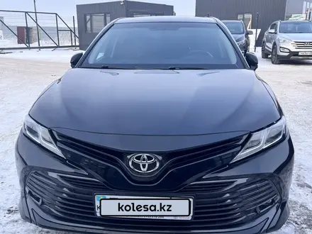 Toyota Camry 2021 года за 12 990 000 тг. в Астана – фото 4